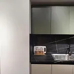 Green Apartment アパート