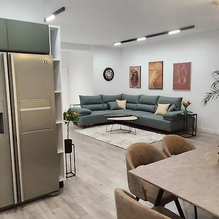 Lägenhet Green Apartment