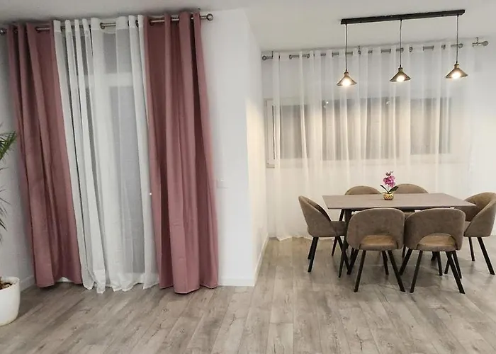 Green Apartment Appartamento Durrës