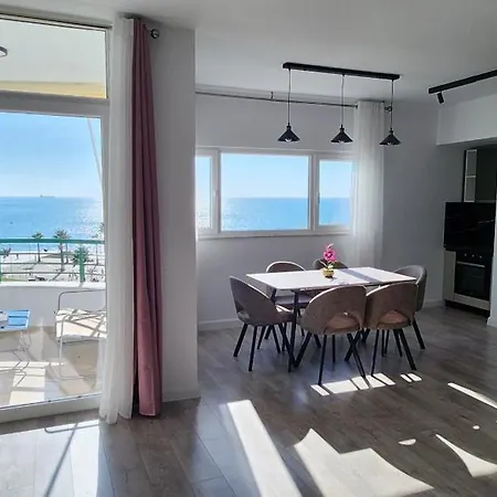 Green Apartment * دراس