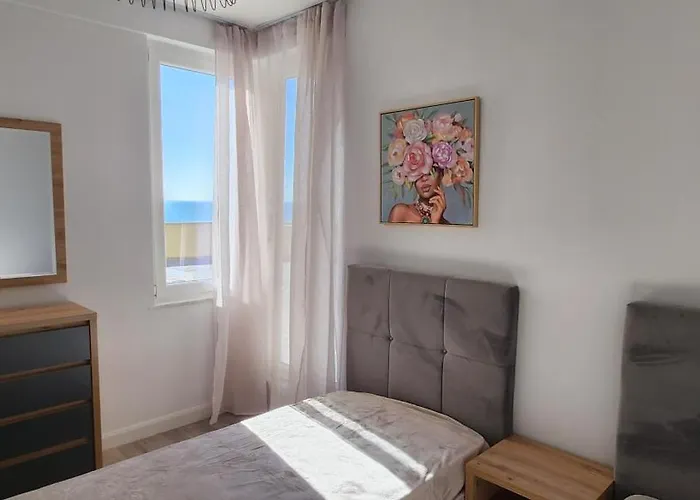 Green Apartment Appartement Durrës