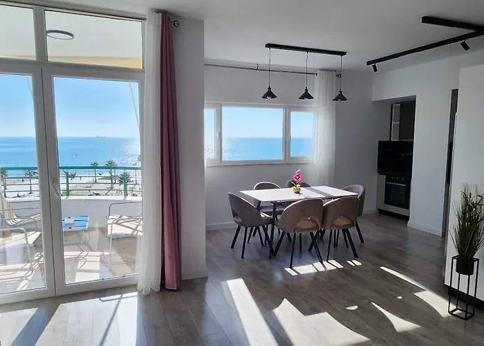 Green Apartment * Durrës